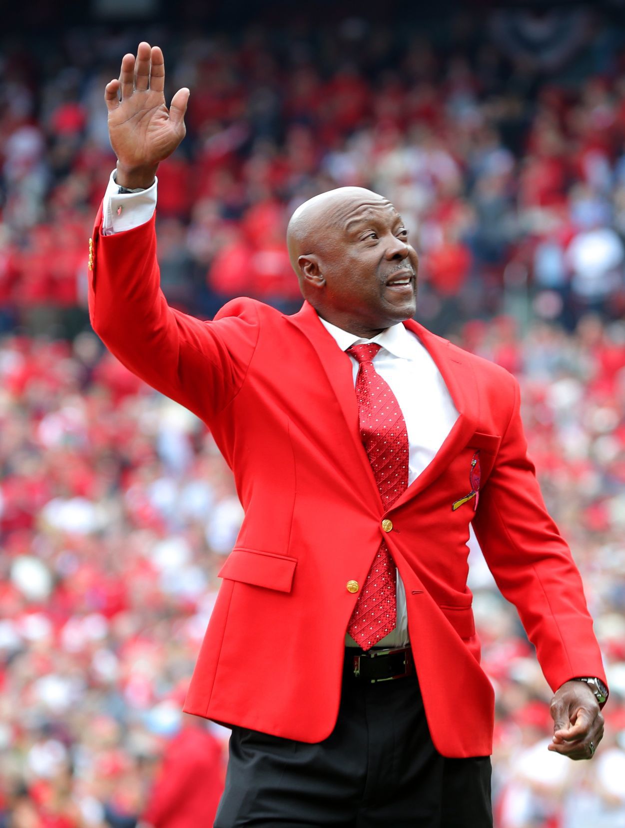 Cardinals host Padres in home opener